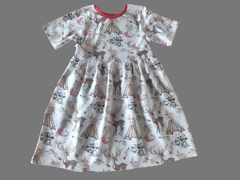 Kleita "Lapsina un citi zvēri" 